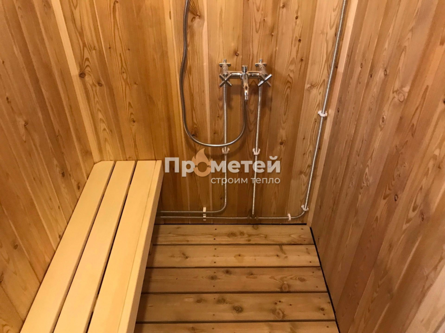 Каркасная баня 3x6 метров с террасой