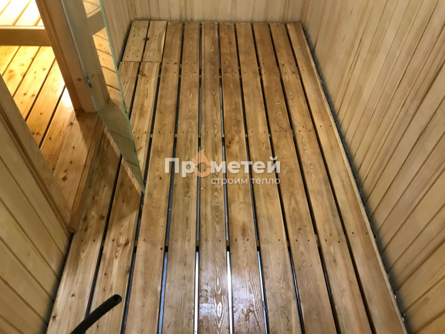 Каркасная баня 4.5x6 метров с террасой