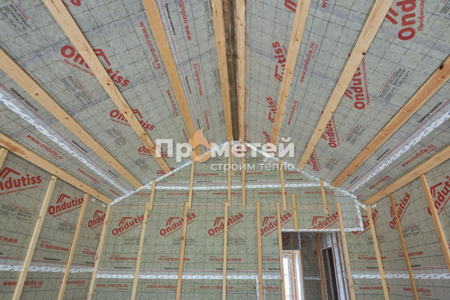 Каркасный 1.5-этажный дом 12x13 метров
